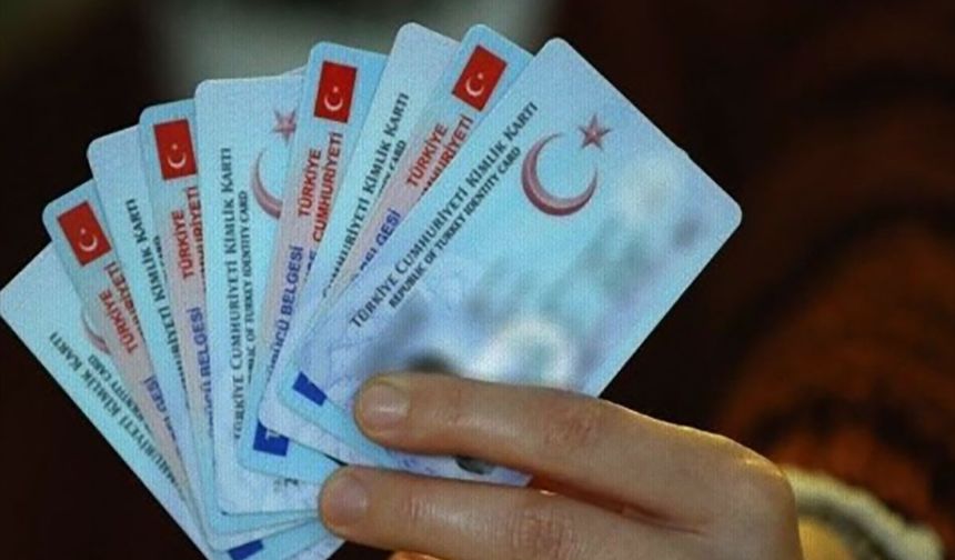 Sürücüler için o şart tamamen kaldırıldı: Resmi Gazete'de yayımlandı!