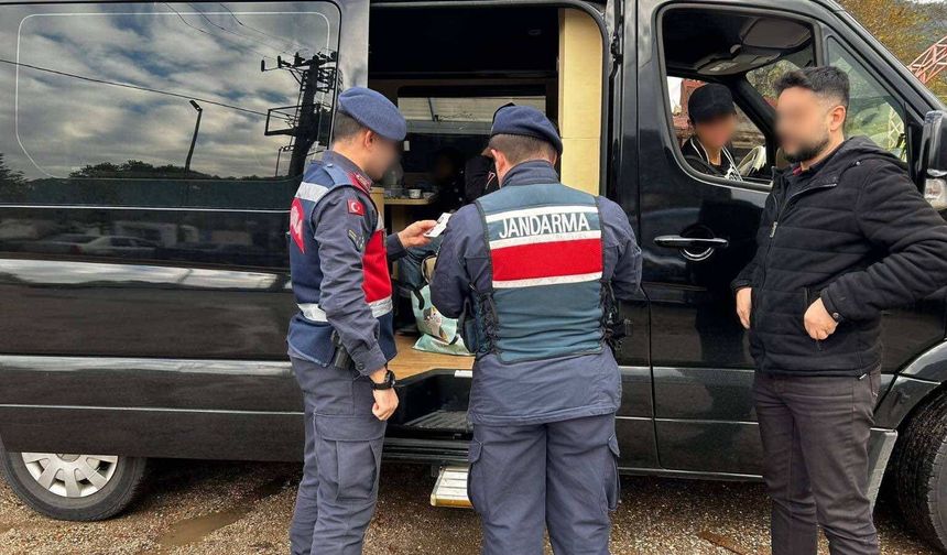 Bursa'da huzur operasyonu: 35 farklı suç kaydı olan şahıs yakalandı