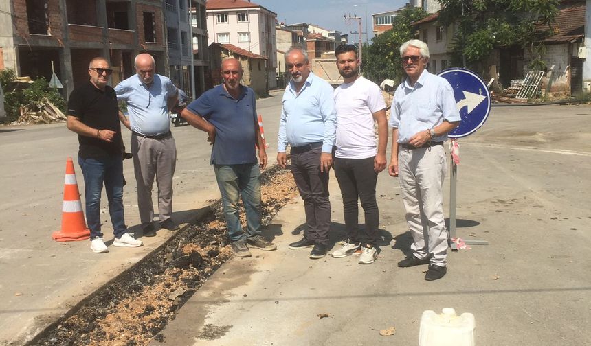 CERRAH MAHALLESİ'NDEKİ SU VE YOL ÇALIŞMALARINI YERİNDE İNCELEDİ