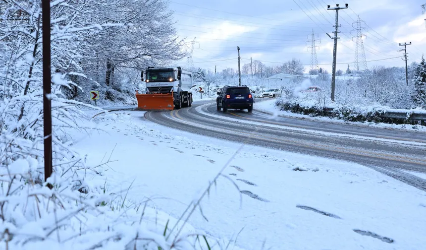 Sakarya'dan kar raporu... Kapalı grup yolu kalmadı