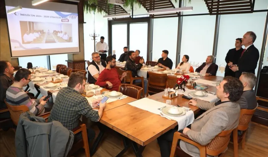 Alper Taban iftarda İnegöllü gazetecilerle buluştu