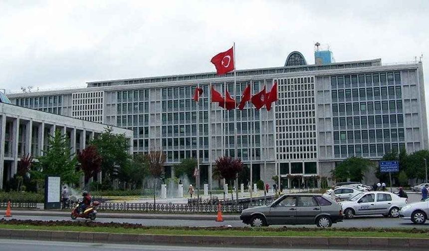 İBB'de yolsuzluk operasyonu kapsamında kimlere gözaltı kararı verildi? İşte isim isim tam liste