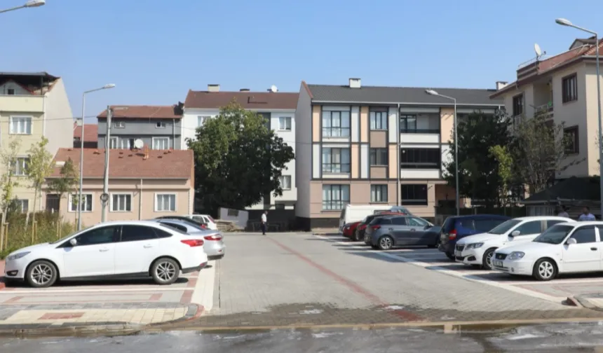 İnegöl'de 26 araçlık otopark hizmete girdi