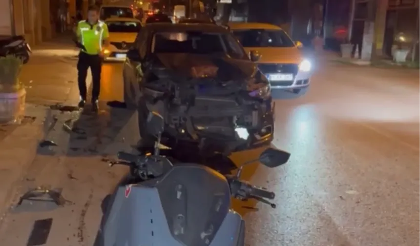 Düzce’de otomobil ile motosiklet çarpıştı: 2 yaralı