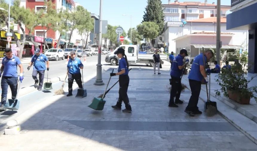 Muğla Büyükşehir’den temiz ve sağlıklı çevre için yoğun mesai