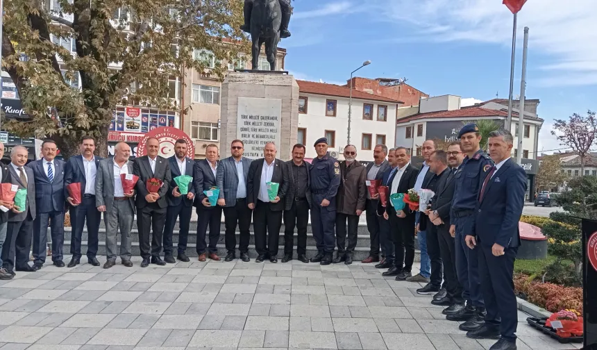 Bursa Gürsu'da Muhtarlar Günü kutlandı