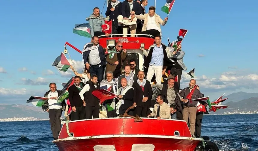 Bursa Mudanya sahilinden 'Sumud Filosu'na destek