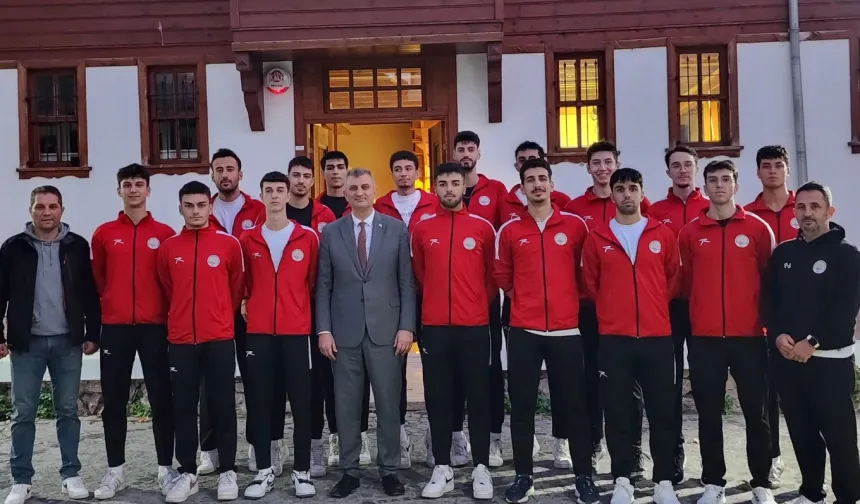 Gölcük Belediyespor'a sezon öncesi moral buluşması