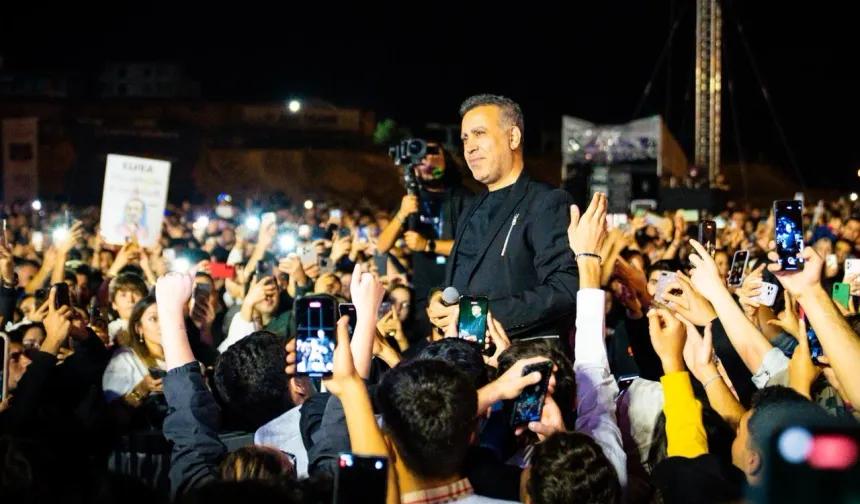 Sanatçı Haluk Levent'ten Mardin'de unutulmaz gece