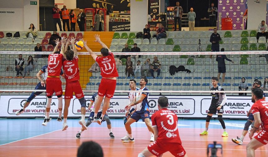 Osmangazili Voleybolcular Filede Fırtına Estirdi