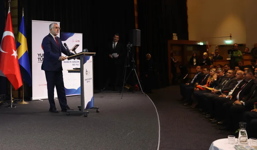 Bakan Işıkhan, İsveç'te Türk gurbetçilerle buluştu