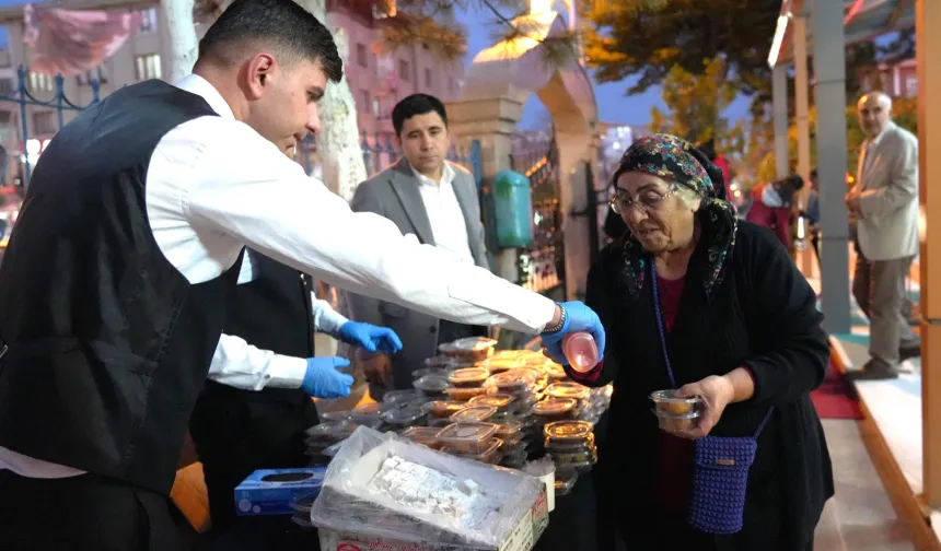 Büyük Önder için Keçiören'de Mevlid-i Şerif okutuldu