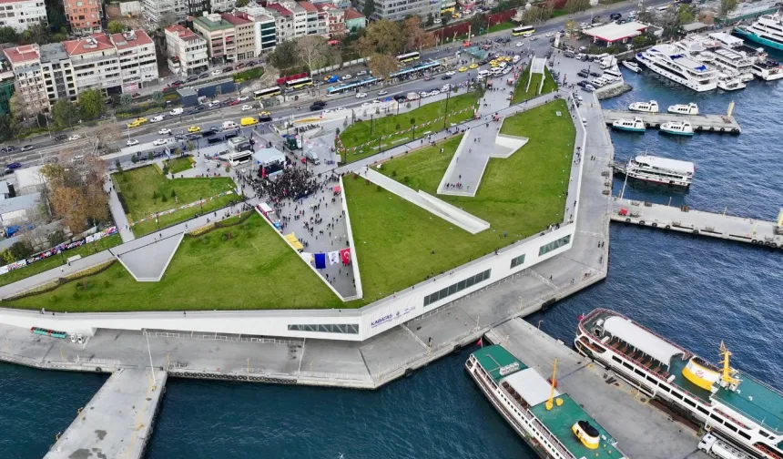 İstanbul'da Kabataş Transfer Merkezi tam kapasiteyle açıldı