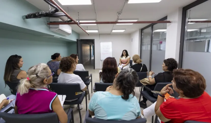 Kadınlar 'Hayır' demeyi öğreniyor