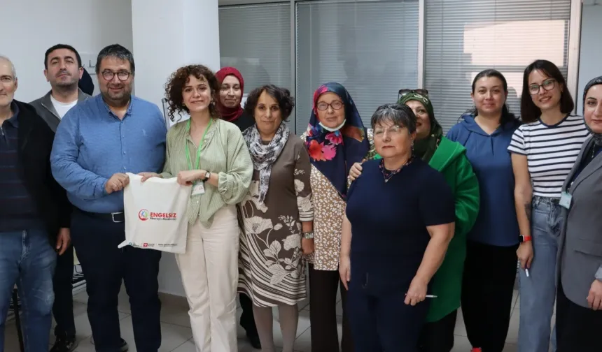 Kocaeli İzmit'te ailelere davranış yönetimi eğitimi verildi