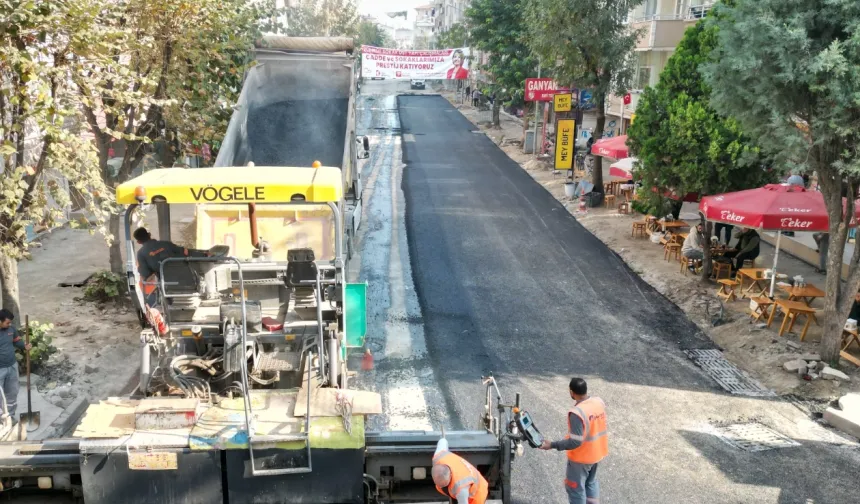 Kocaeli Zümrüt Sokak'ta asfalt ve aydınlatma hamlesi