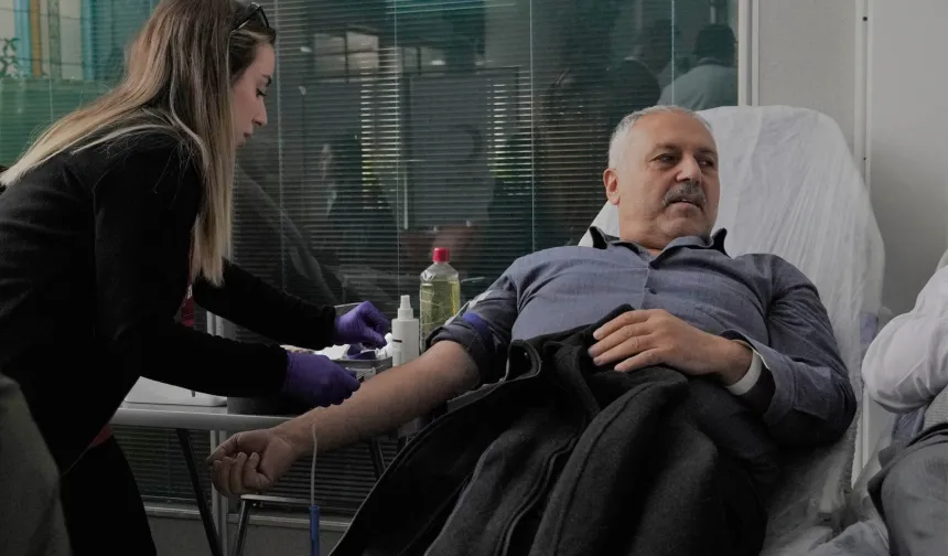 Ankara Keçiören'de Kızılay'a kan bağışı desteği