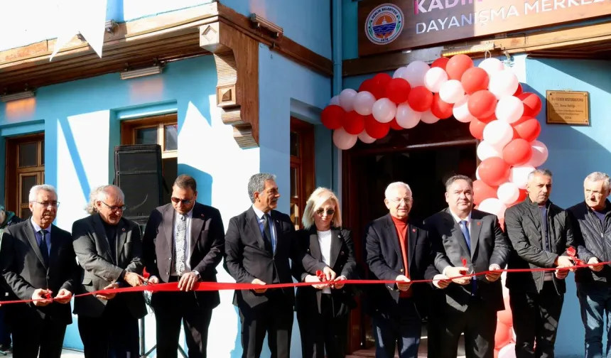 Bursa Gemlik'te 'Kadın ve Çocuk Dayanışma Merkezi' açıldı
