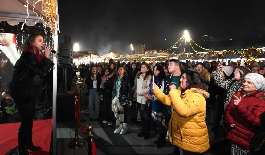 Bursa Osmangazi'de Ecem Boyacı sahne aldı