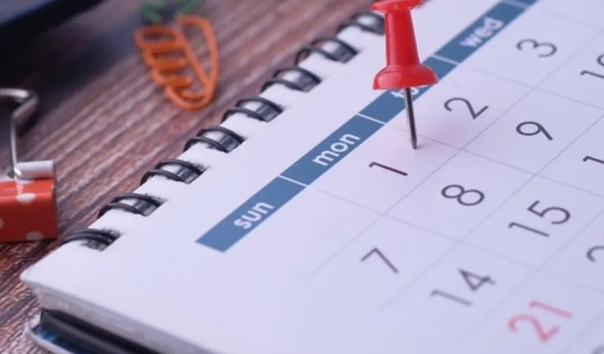 Arefe günü resmi tatil mi? Bankalar, noterler ve sağlık ocakları açık mı?