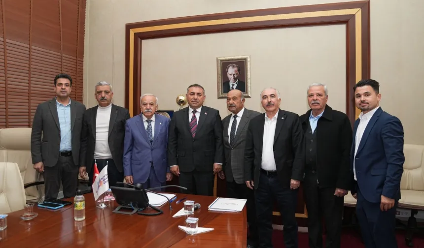 Adana'da ilk kez toplu taşıma esnafına promosyon desteği