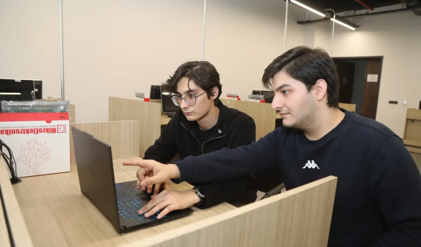 BTÜ'lü öğrenciler TUSAŞ için üretiyor