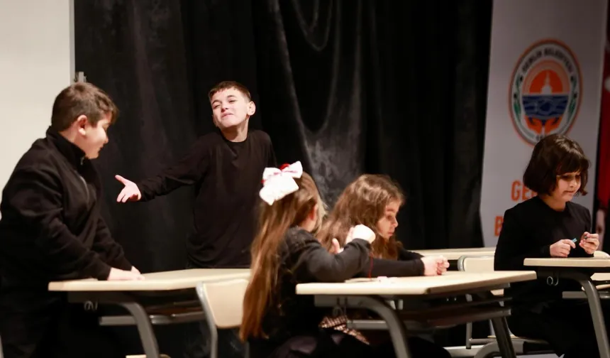 Bursa Gemlik'te Çocuk Şenlikleri başladı