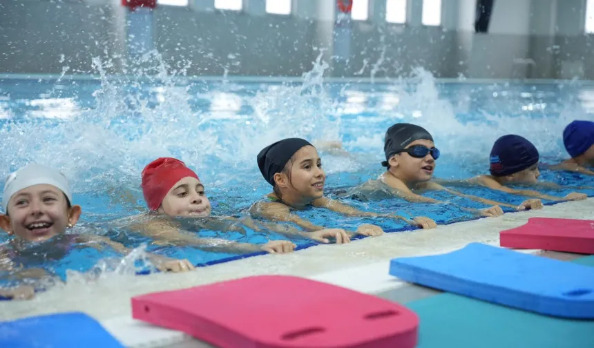 Bursa Yenişehir kapalı havuza kavuştu