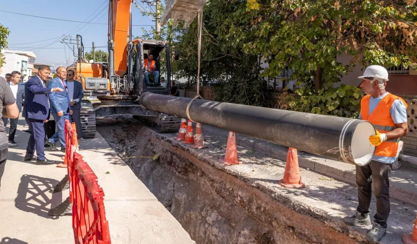 İzmir Sarnıç'ta içme suyu hatları yenileniyor