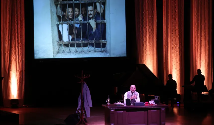 Nazım Hikmet'in dizeleri sahneye taşındı