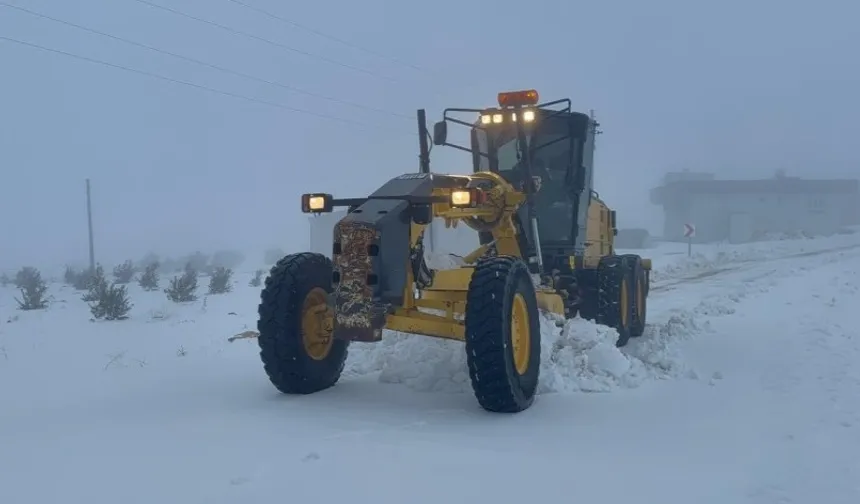 Şanlıurfa'da karla rekor mücadele