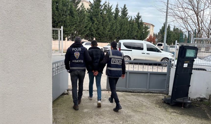 Bursa karacabey'de 8 yıl hapis cezası bulunan şahıs yakalandı