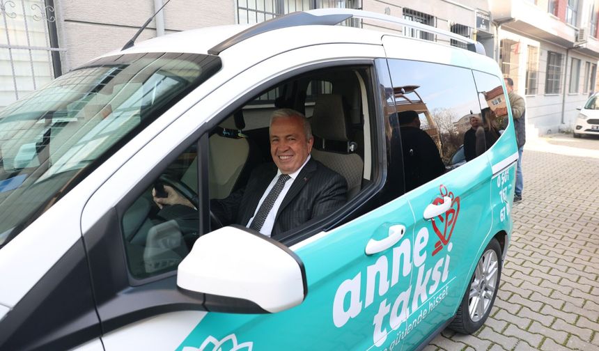 Başkan Şadi Özdemir “Anne Taksi”nin direksiyonuna geçti