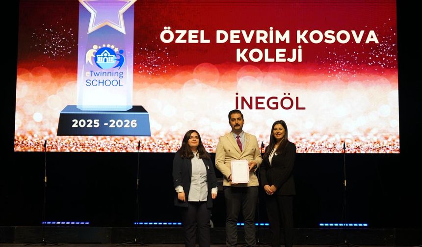 Özel devrim kosova okulları etwınnıng okul etiketi kazandı