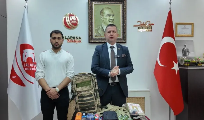 Askere gidecek gençlere 'Asker Çantası' desteği