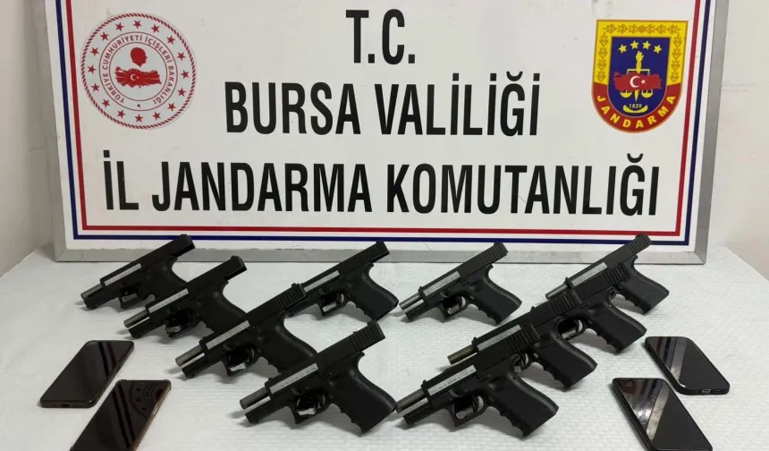 Bursa Gemlik'te ruhsatsız silah operasyonu: 4 tutuklama