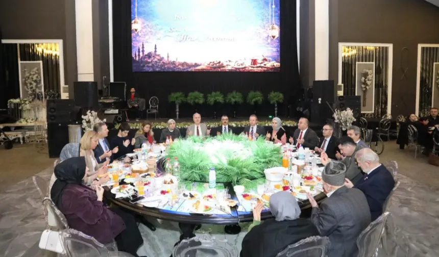 İnegöl'de şehit aileleri ve gazilerle ilk oruç açıldı