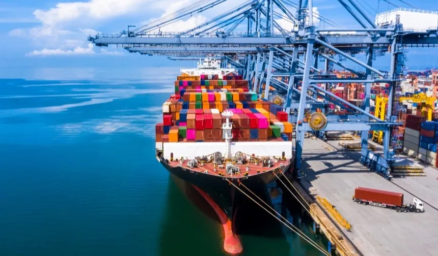 İhracat birim değeri yüzde 13 arttı... Aralık'ta ithalat hız kesti