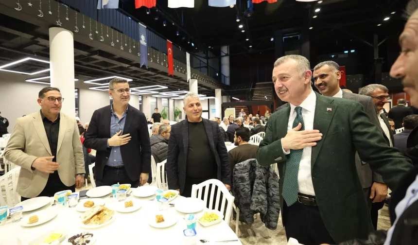 Kocaeli Büyükşehir'den 820 STK katılımlı dev iftar