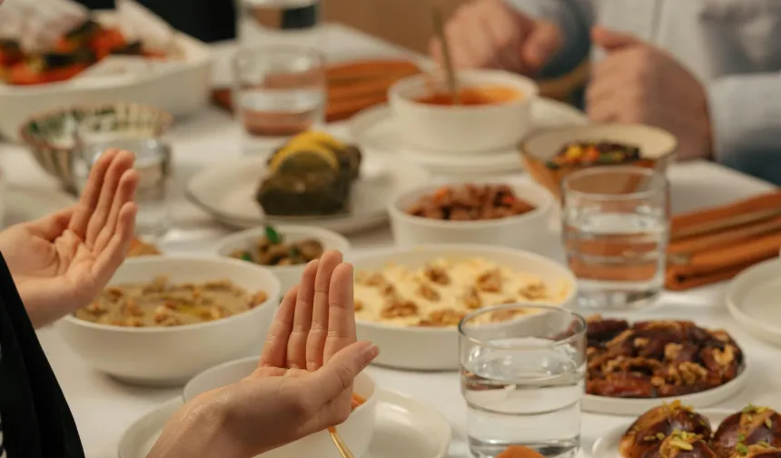 Ramazan'da mide sorunları ve halsizliği aşmak için altın tavsiyeler