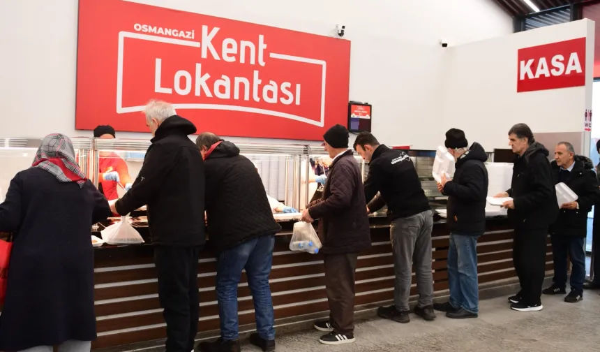 Ramazan'ın ilk iftarında Osmangazi'de gönüller birleşti