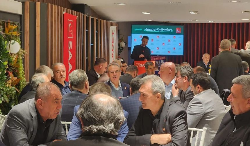 İnegöl Saadet Partisi muhtarlarla iftarda buluştu