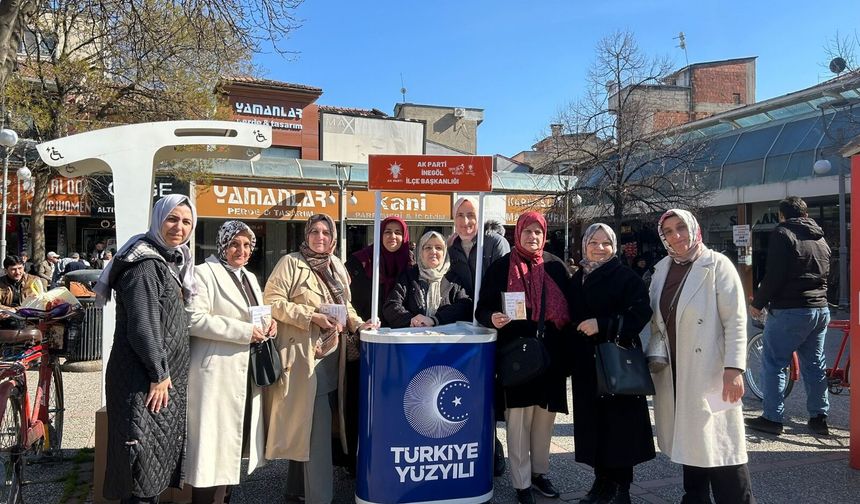 AK Parti İnegöl Kadın Kolları’ndan 8 Mart Dünya Kadınlar Günü Etkinliği