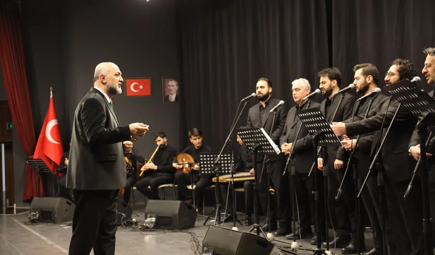 Ayasofya'dan gelen ilahi nağmeler Sakaryalılarla buluştu