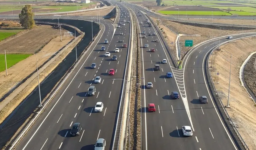 Otoyol ve köprü geçiş ücretlerine zam geldi
