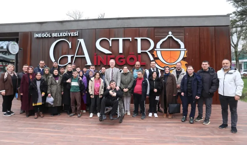 İnegöl'de Başkan Taban engelli öğrencilerle kahvaltıda buluştu