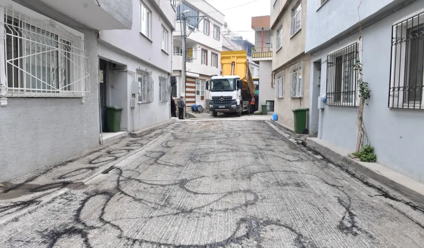 Bursa Osmangazi Belediyesi’nden Yeşilova Mahallesi’ne Yeni Asfalt