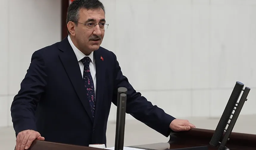 Cumhurbaşkanı Yardımcısı Cevdet Yılmaz'dan '5G' paylaşımı