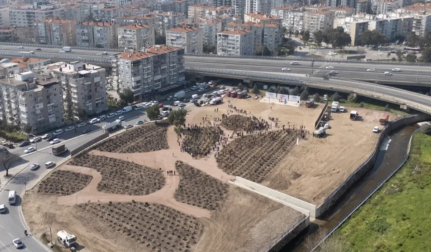İzmir İtfaiyesi Korusu için ilk fidanlar toprakla buluştu
