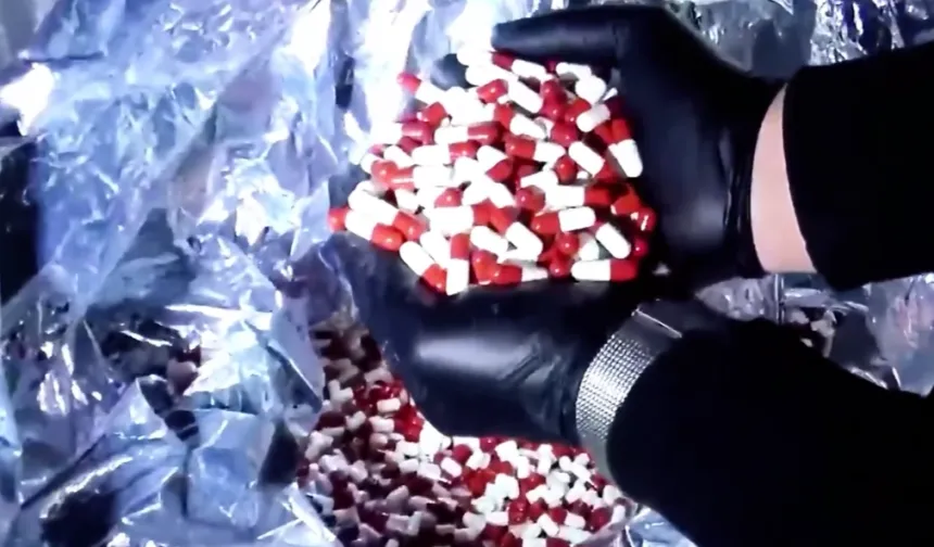 Sınırda ve limanda dev operasyon! 828 milyon TL'lik 484 kilo madde ele geçirildi